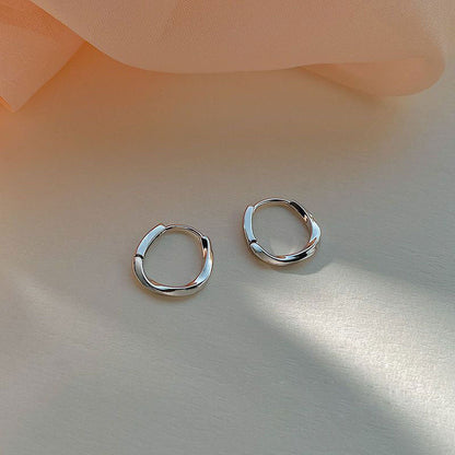 2022 Korean New Simple Temperament Circle Pearl Earrings Fashion Small Versatile Earrings  Jewelry